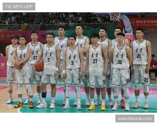 官宣！辽篮成年组13人参赛,U22男篮却少9人,争冠计划已经提前流产